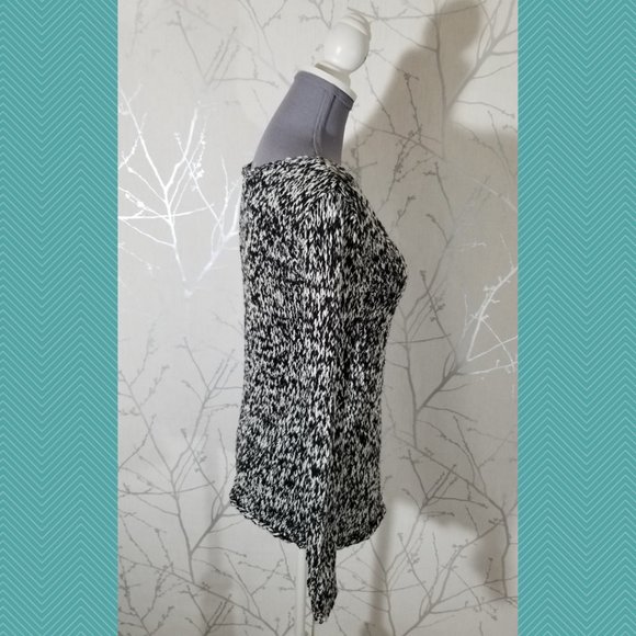 Talula Black & White Marled Knit V-Neck Asymmetrical Sweater - Picture 3 of 4